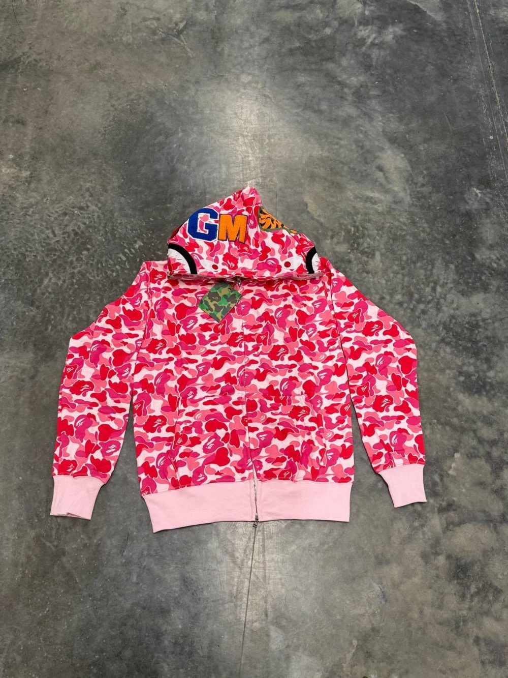 AUTHENTIC ✅ BAPE ABC pink zip up